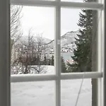 Charming Aurora L Cozy L